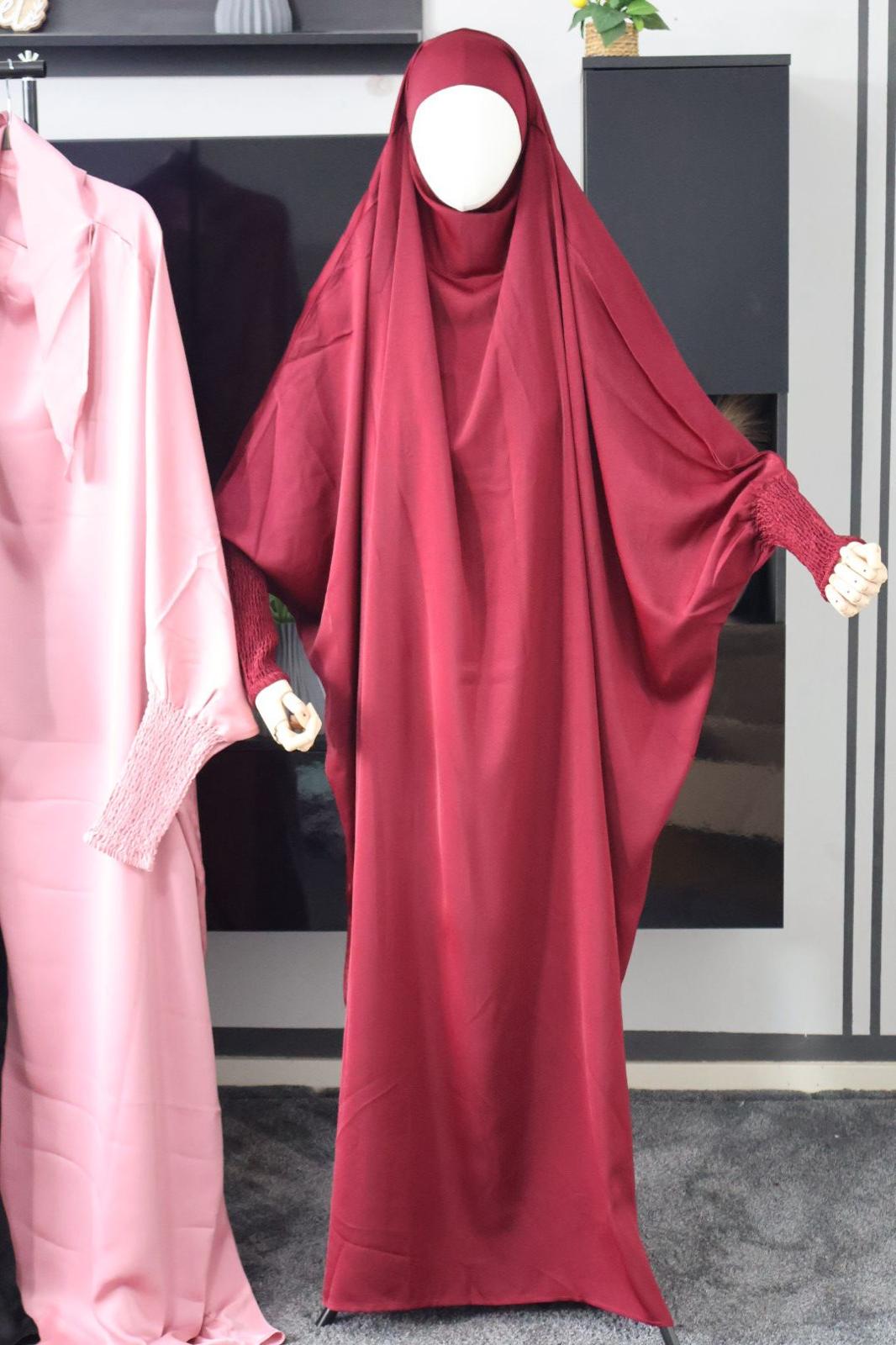 Satin Jilbab – Elegant, Bedeckend & Zeitlos